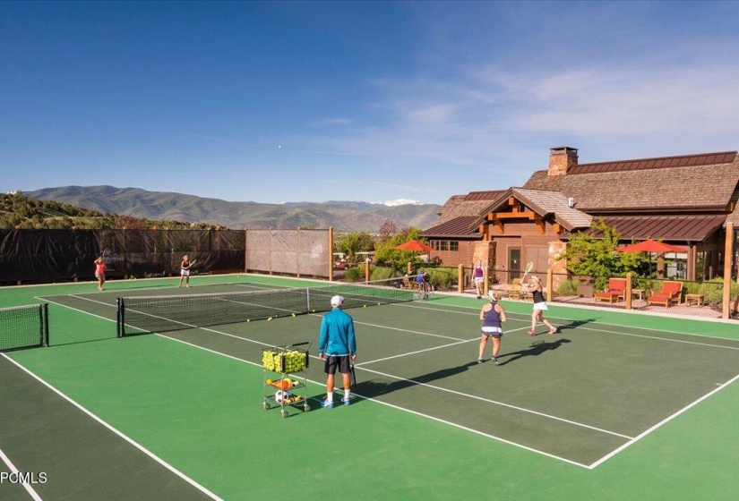 27-Tennis courts at Red Ledges