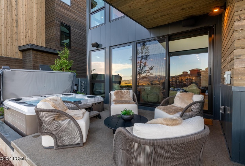 44_Outdoor-Living-Room_1800x1200_4109590