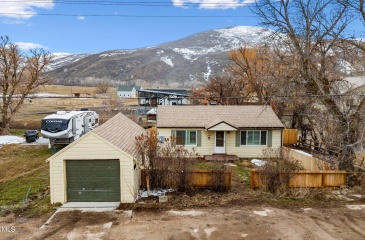 5651 State Rd 32, Peoa, Utah 84061, 2 Bedrooms Bedrooms, ,1 BathroomBathrooms,Residential,For Sale,State Rd 32,12401056