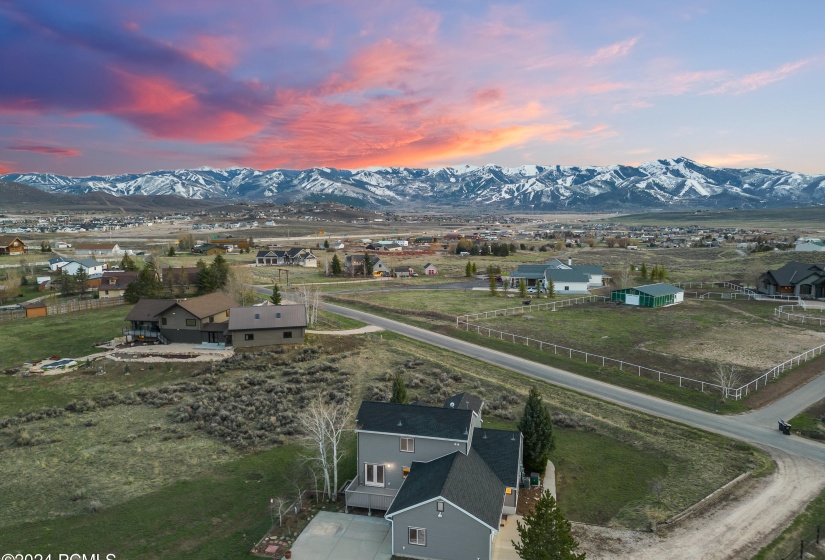 Big Panoramic Ski Mountain Views