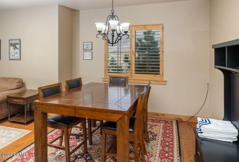 08-Dining_Room_DMD_4766