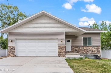 360 300 East, Heber City, Utah 84032, 5 Bedrooms Bedrooms, ,4 BathroomsBathrooms,Residential,For Sale,300,12401933