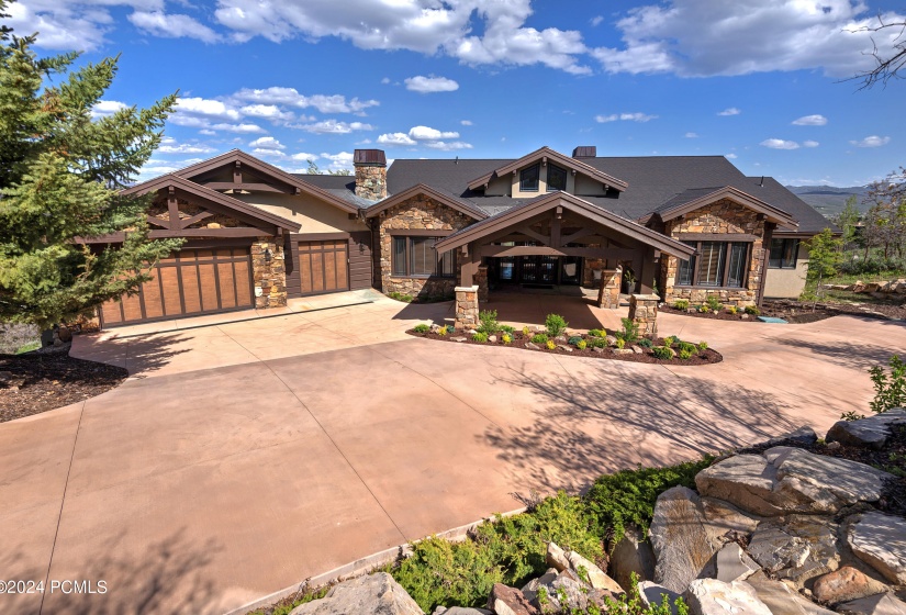 3-Car Garage & Porte Cochere