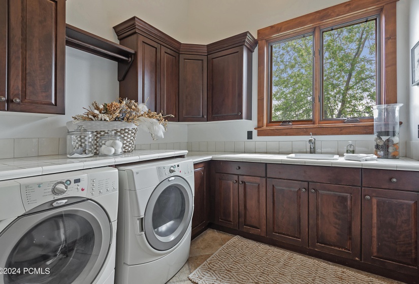 Laundry Room Off the Kitchen