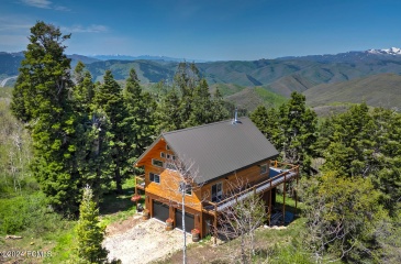 10941 Halles Loop Road, Morgan, Utah 84050, 2 Bedrooms Bedrooms, ,2 BathroomsBathrooms,Residential,For Sale,Halles Loop,12402209