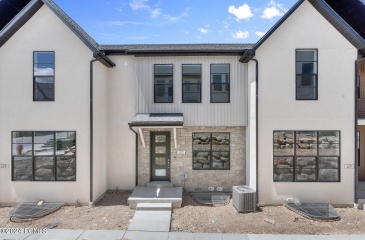 1772 140 East, Heber City, Utah 84032, 2 Bedrooms Bedrooms, ,3 BathroomsBathrooms,Residential,For Sale,140,12402730