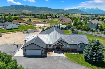 3572 Wild Mare Way, Heber City, Utah 84032, 5 Bedrooms Bedrooms, ,3 BathroomsBathrooms,Residential,For Sale,Wild Mare Way,12402813