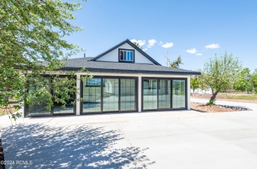 3227 2900 W, Heber City, Utah 84032, 4 Bedrooms Bedrooms, ,4 BathroomsBathrooms,Residential,For Sale,2900 W,12403459