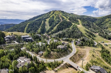 7848 Hawk Court, Park City, Utah 84060, 6 Bedrooms Bedrooms, ,9 BathroomsBathrooms,Residential,For Sale,Hawk,12403566