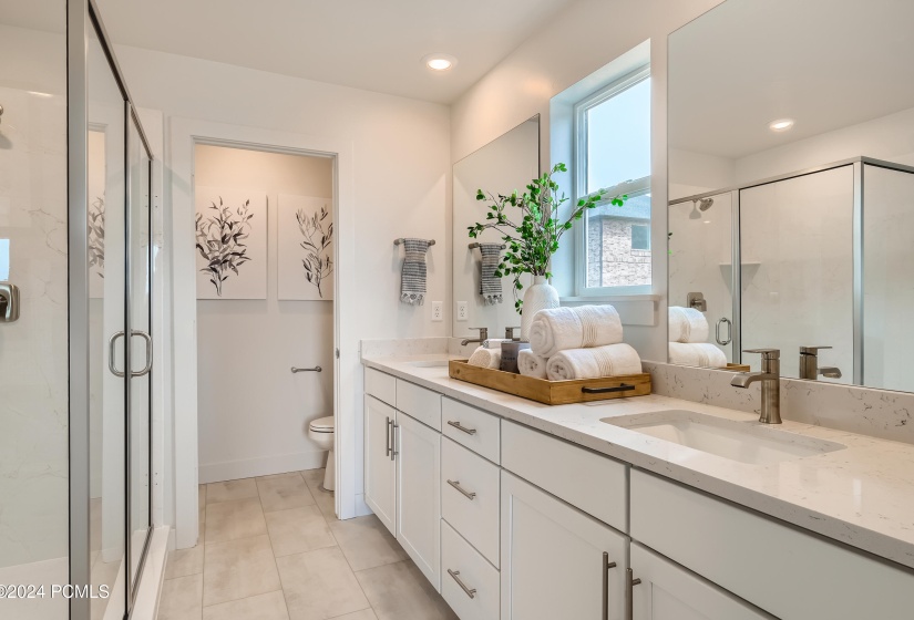 Owner's Suite Bathroom