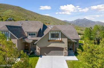 1364 365 N, Midway, Utah 84049, 4 Bedrooms Bedrooms, ,4 BathroomsBathrooms,Residential,For Sale,365 N,12402006