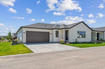 352 340 S, Kamas, Utah 84036, 2 Bedrooms Bedrooms, ,2 BathroomsBathrooms,Residential,For Sale,340 S,12403619