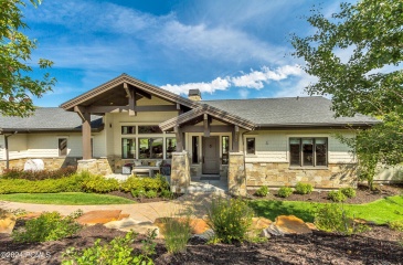 4407 Jeremy Woods Drive, Park City, Utah 84098, 5 Bedrooms Bedrooms, ,6 BathroomsBathrooms,Residential,For Sale,Jeremy Woods,12403800