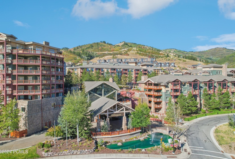 Canyons Resort Dr-002