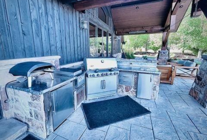 Outdoor Grill