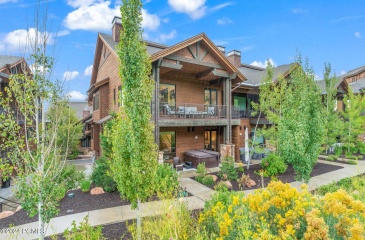 4221 Willow Draw Drive, Park City, Utah 84098, 4 Bedrooms Bedrooms, ,4 BathroomsBathrooms,Residential,For Sale,Willow Draw,12404020