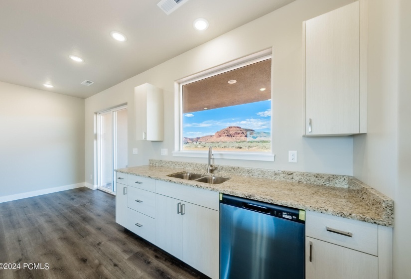 Main Home Kitchen