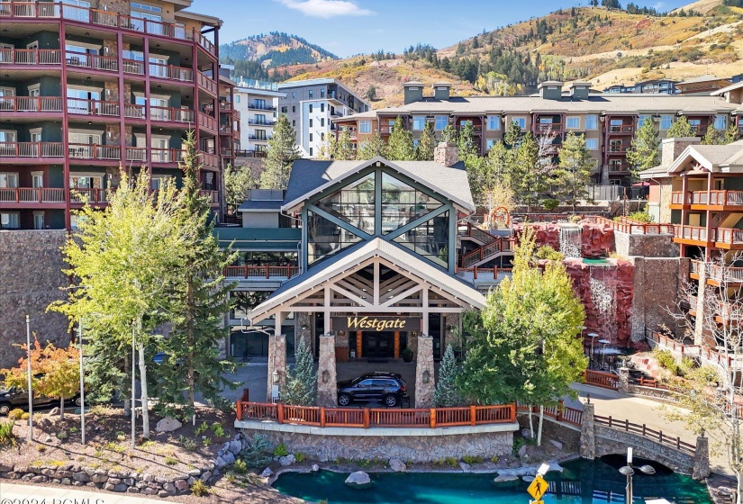 06-3000 Canyons Resort Dr-6