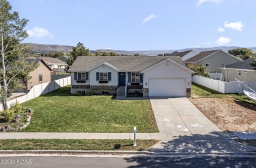 389 500 East, Heber City, Utah 84032, 5 Bedrooms Bedrooms, ,3 BathroomsBathrooms,Residential,For Sale,500,12404154