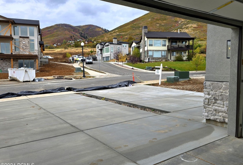 garage view to the west