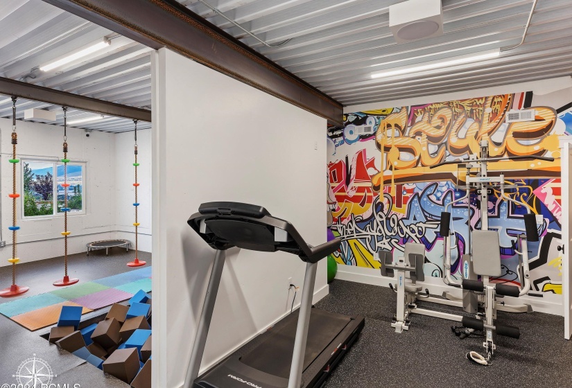 62-Fitness Room