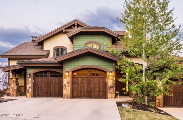 4092 Fairway Lane, Park City, Utah 84098, 3 Bedrooms Bedrooms, ,3 BathroomsBathrooms,Residential,For Sale,Fairway,12404239