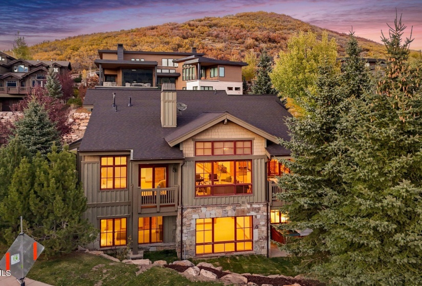 1420 Seasons Dr, Park City_Twilight005