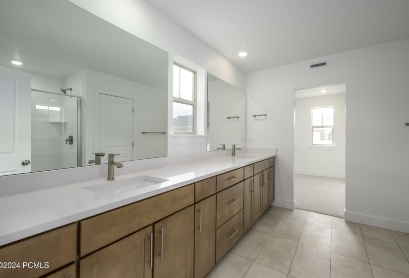 Owner's Suite Bathroom