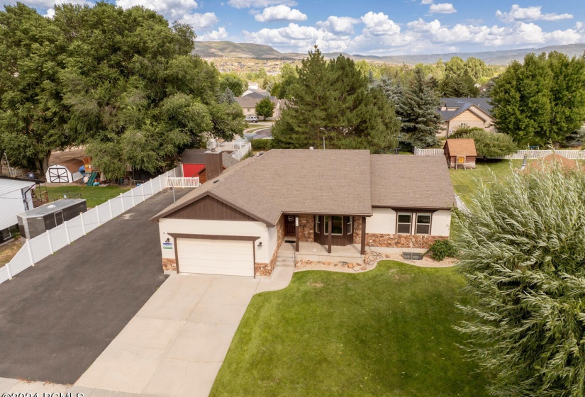 314 N 600 E Heber City UT-large-034-029-