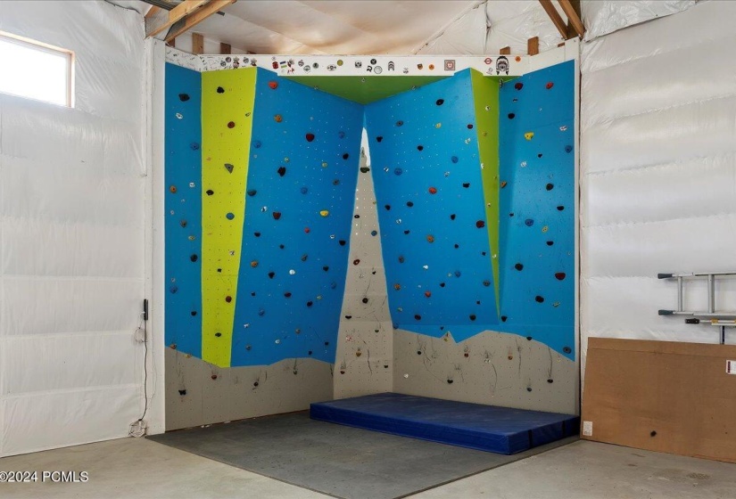 50-Rock Wall