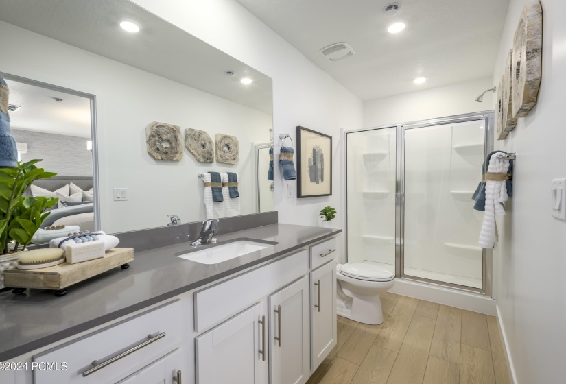 Owner's Suite Bathroom