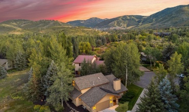 1_2721 Meadow Creek Ct, Park City_Twilig