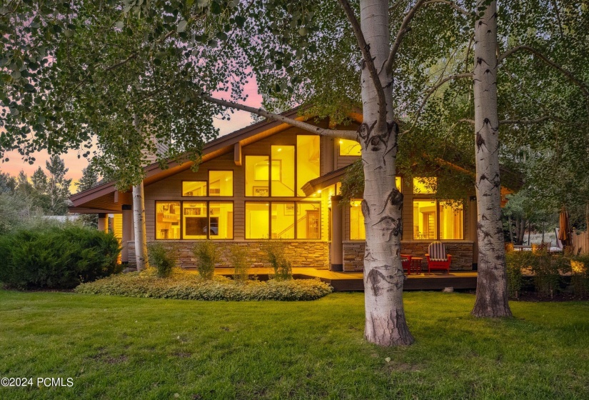 7_2721 Meadow Creek Ct, Park City_Twilig