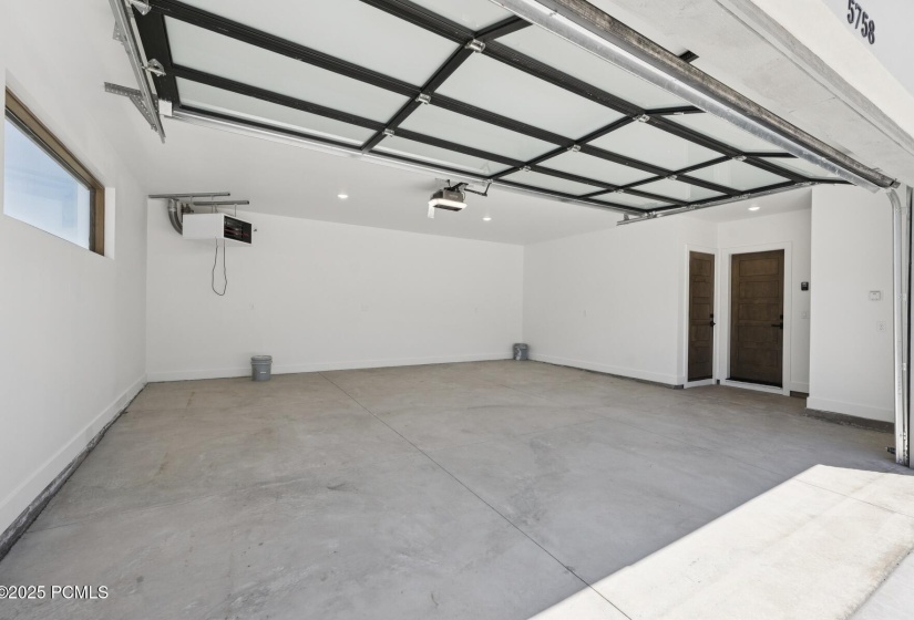 38_Interior_1800x1200_4255512