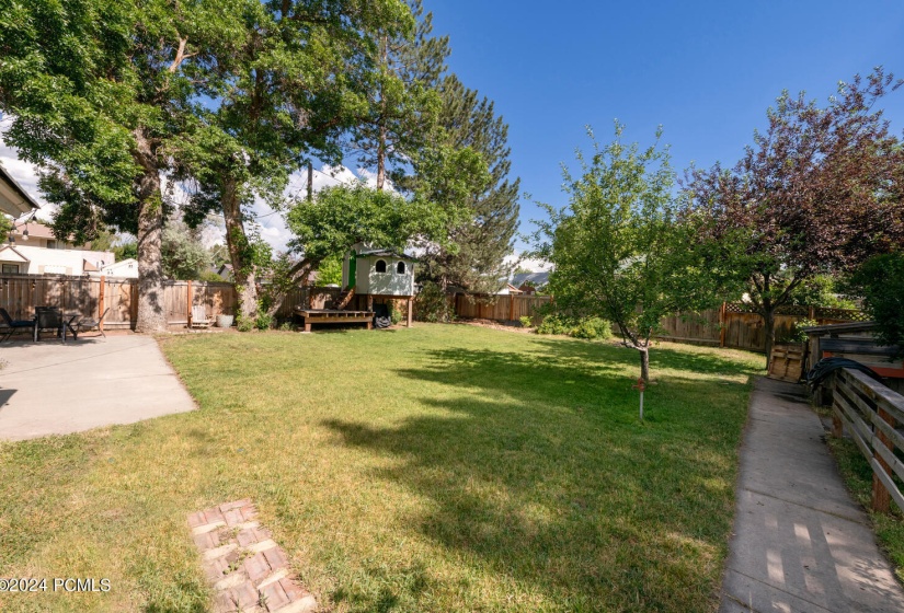 288 E Center St Heber City UT-large-035-