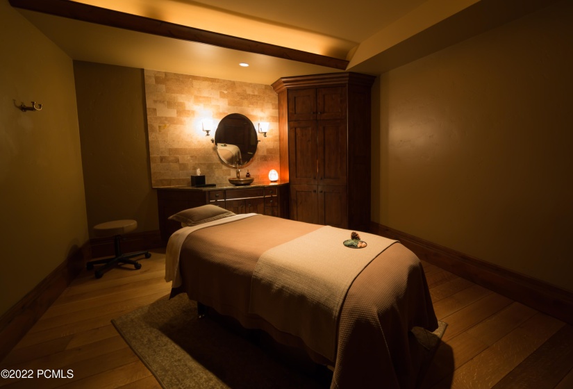 SEL_Spa_Single_Treatment_Room