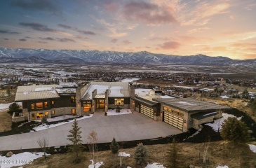 7453 Bugle Trail, Park City, Utah 84098, 6 Bedrooms Bedrooms, ,9 BathroomsBathrooms,Residential,For Sale,Bugle,12403953