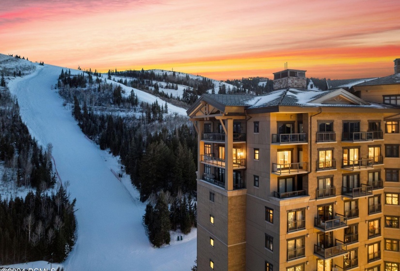 2300 Deer Valley Dr, Park City_Twilight0