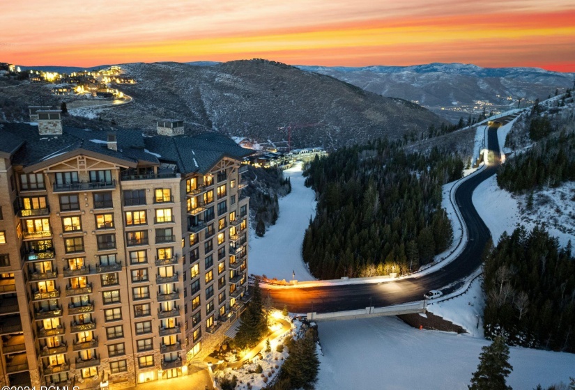 2300 Deer Valley Dr, Park City_Twilight0