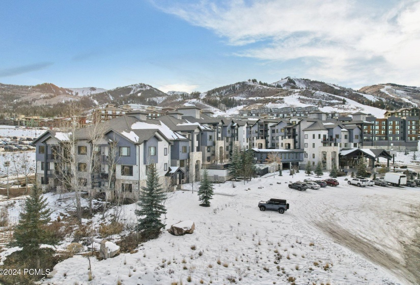 23-web-or-mls-Canyons Resort Dr 326-023