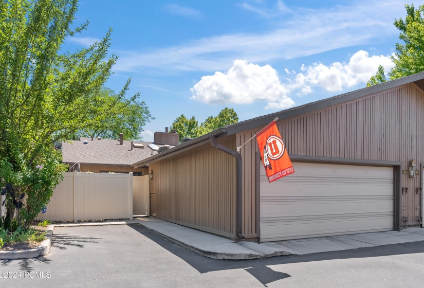 1694 E 6485 S, Cottonwood Heights, UT 84