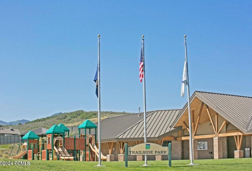 Trailside Park Community Center 07-01-20