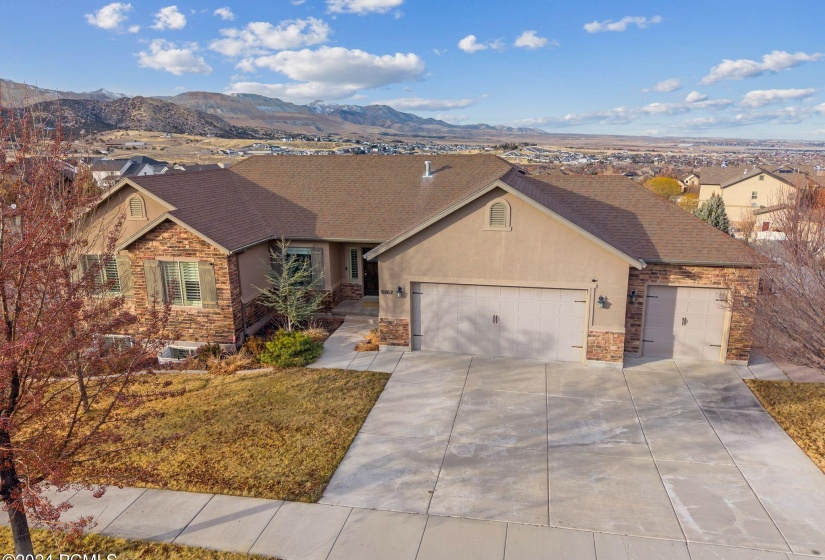 6862 W Clear Water Dr, Herriman_Drone006