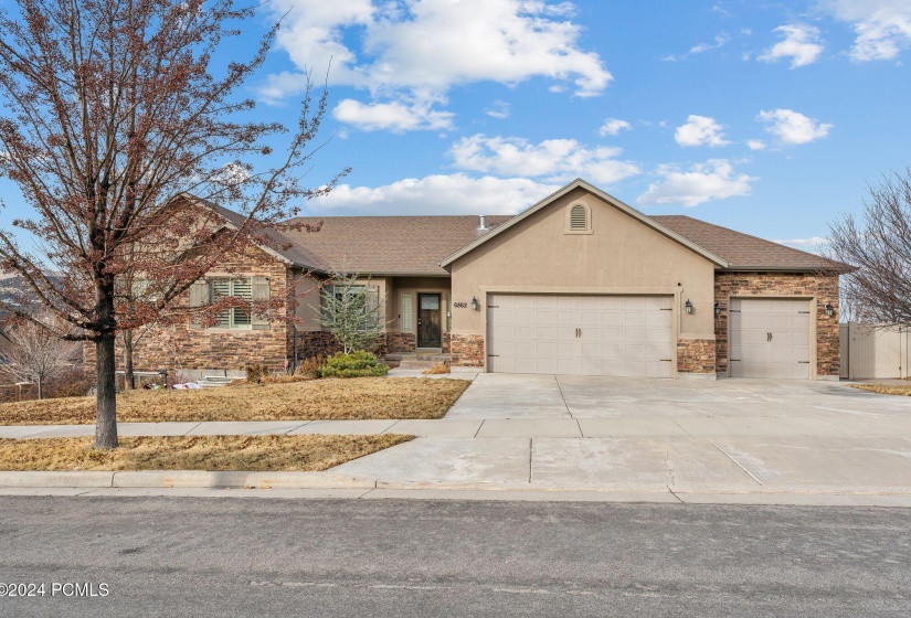 6862 W Clear Water Dr, Herriman_HDR004