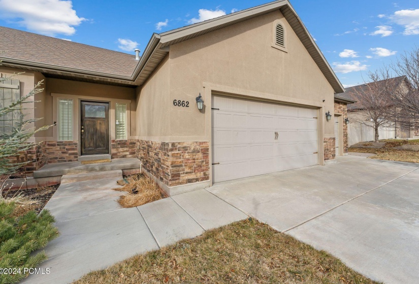 6862 W Clear Water Dr, Herriman_HDR005