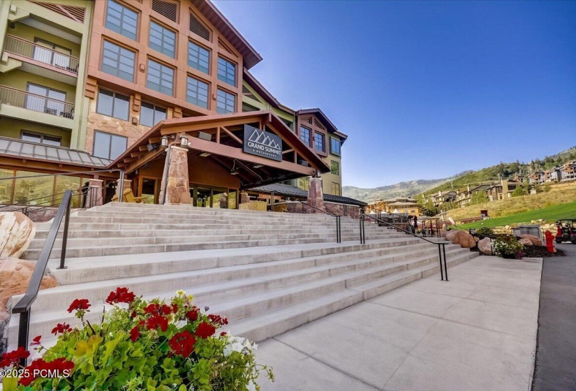 Grand Summit Hotel Park CIty (11)