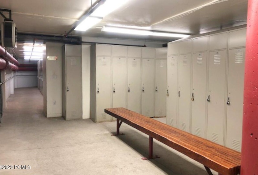 Ski Lockers