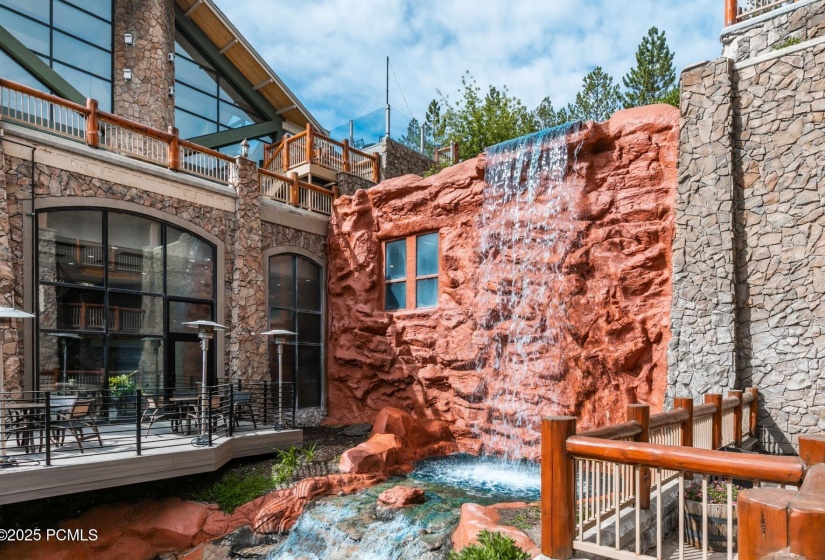 14_3000-Canyons-Resort-DR_1800x1200_4053