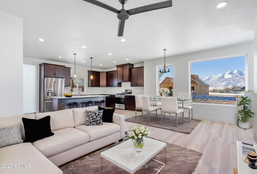 family-kitchen-2 - Living Room - Modern