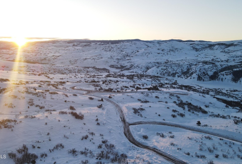 2023-2-1_Cougar Moon Sunrise_DJI_0342